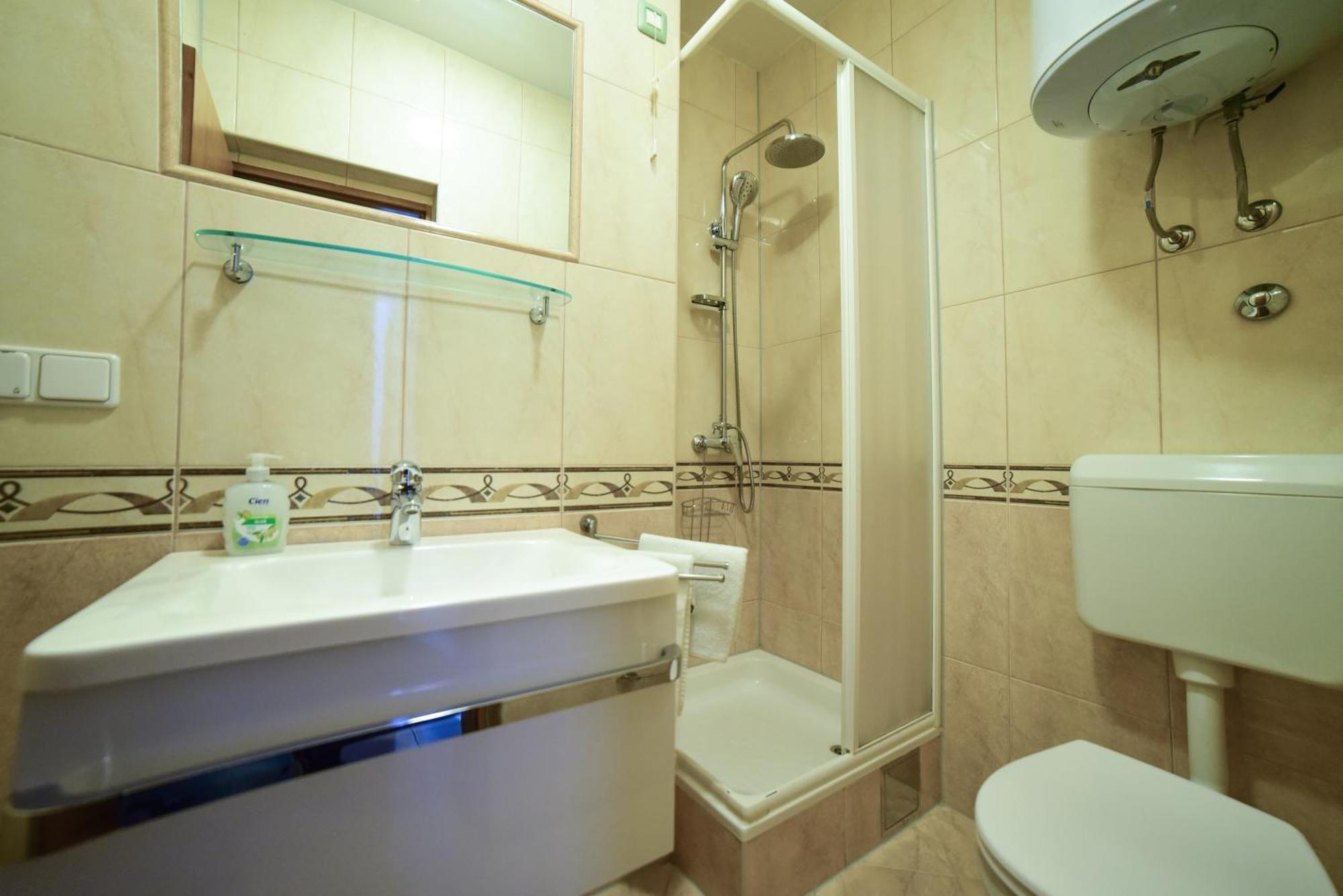 Mba 1 Apartma